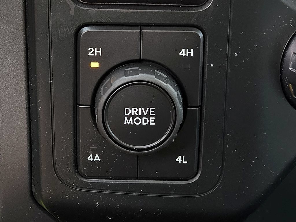 Used 2022 Ford F150 Lariat w/ Equipment Group 501A Mid AWD/4WD image 14