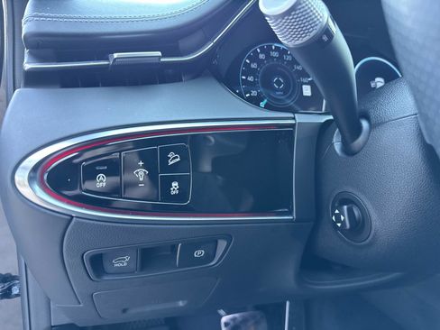 Used 2023 Genesis GV70 3.5T Sport w/ Sport Prestige Package image 33