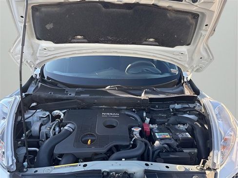 Used 2013 Nissan Juke S image 10