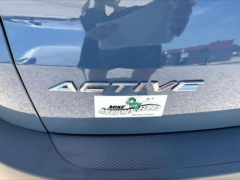 Used 2023 Ford Escape Active w/ Tech Pack #1 AWD/4WD image 8