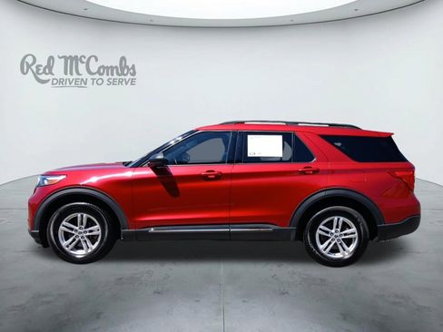 Used 2020 Ford Explorer XLT w/ Equipment Group 202A image 2