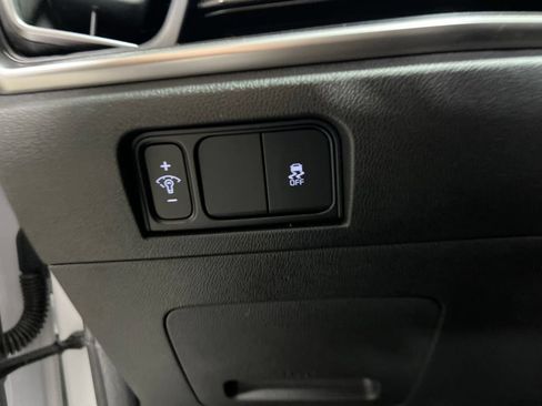 Used 2024 Kia Sorento S w/ Panoramic Sunroof Package FWD image 24