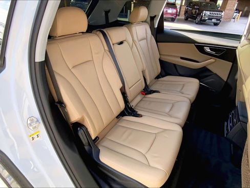 Used 2020 Audi Q7 2.0T Premium Plus w/ Premium Plus Package image 20