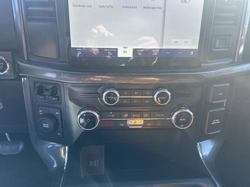 Used 2022 Ford F150 XLT w/ Equipment Group 302A High image 17