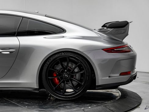 Used 2018 Porsche 911 GT3 w/ Sport Chrono Package image 7