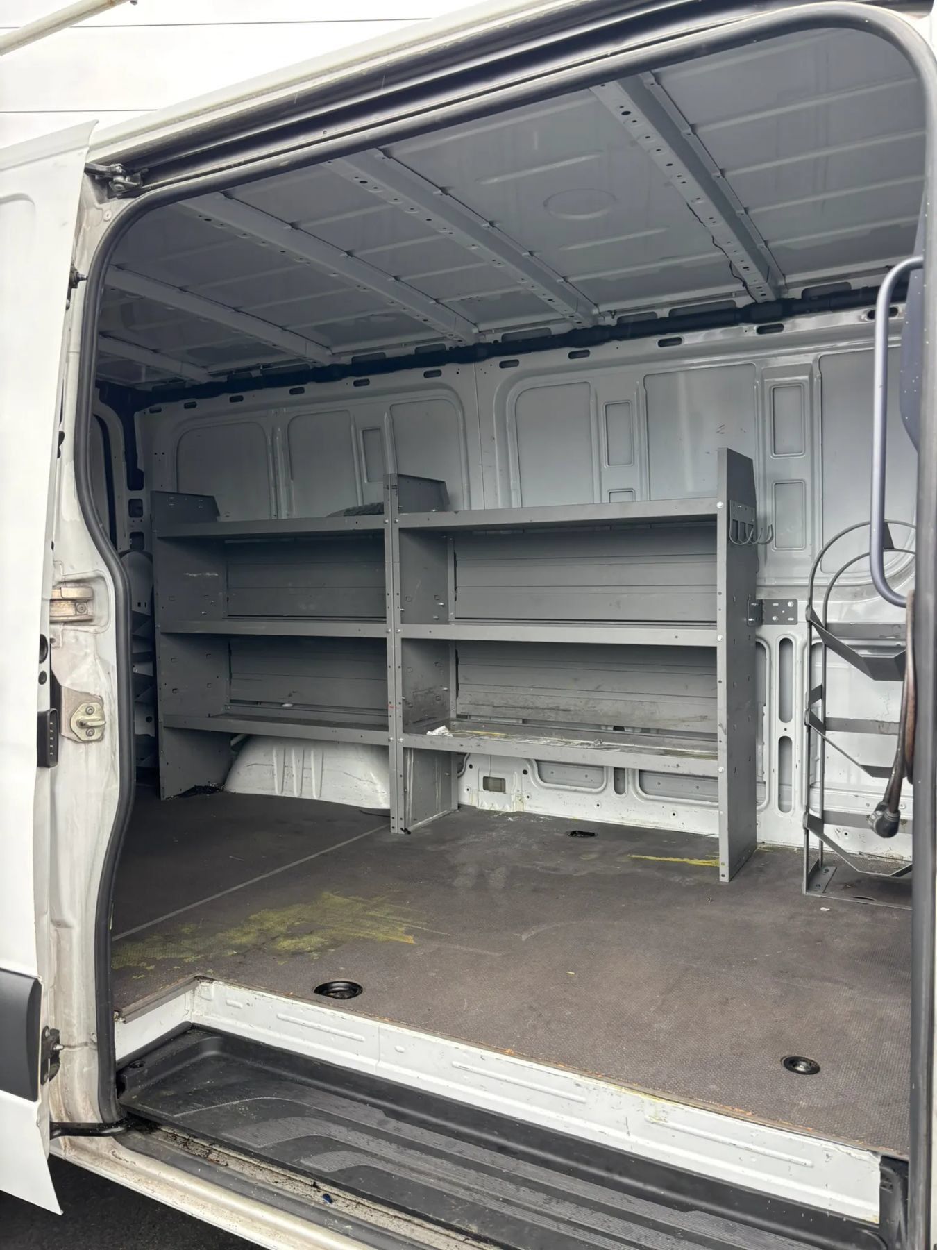 Used 2020 Mercedes-Benz Sprinter 1500 image 11