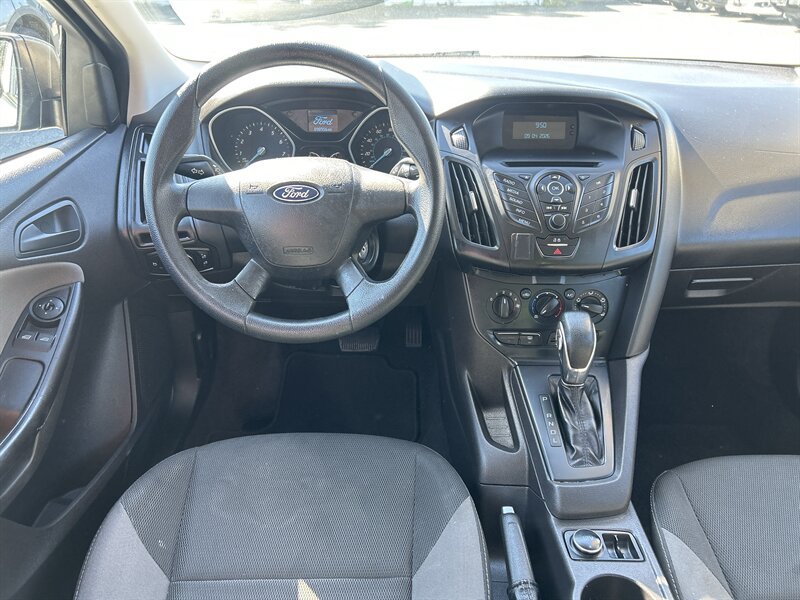 Used 2014 Ford Focus S FWD image 11