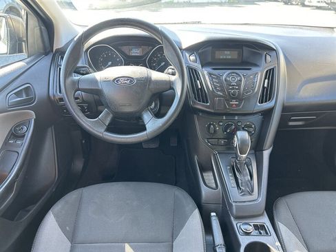 Used 2014 Ford Focus S FWD image 11