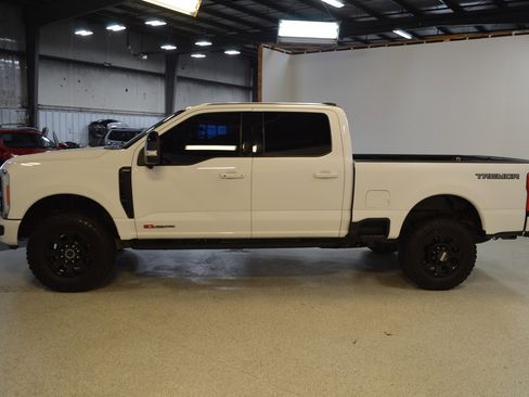 Used 2023 Ford F250 Lariat w/ Lariat Ultimate Package image 6