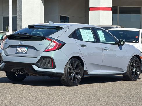 Used 2019 Honda Civic Sport image 2