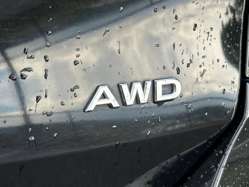Used 2018 Nissan Rogue S AWD/4WD image 22