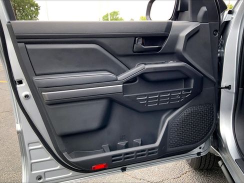 New 2026 Toyota Tacoma SR5 AWD/4WD image 10