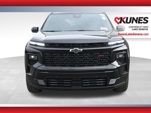 New 2026 Chevrolet Traverse RS w/ LPO, Floor Liner Package image 9