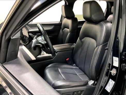 Used 2025 MAZDA CX-90 3.3 Turbo w/ Preferred Package AWD/4WD image 25