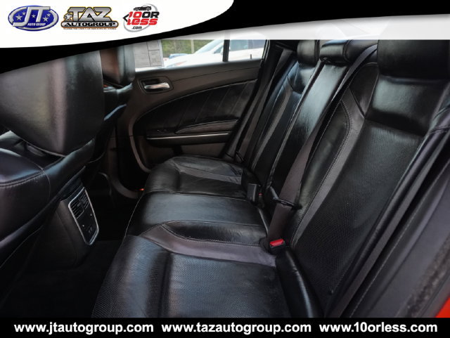 Used 2022 Dodge Charger SXT w/ Plus Group RWD image 17