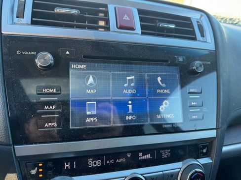 Used 2017 Subaru Outback 3.6R Limited image 19