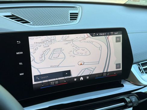 New 2027 BMW X2 xDrive28i AWD/4WD image 18