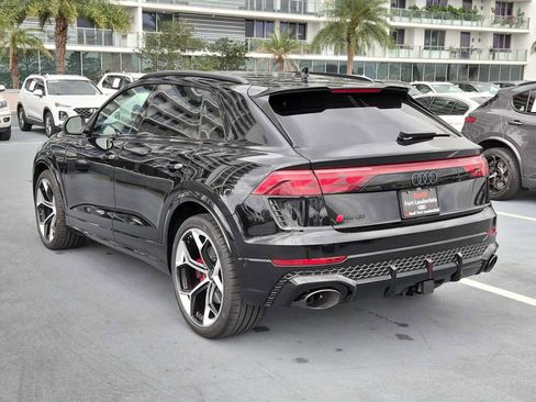 New 2026 Audi RS Q8 performance image 4