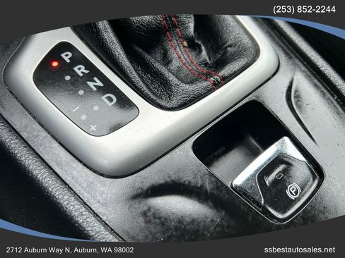 Used 2016 Jeep Cherokee Trailhawk w/ Leather Interior Group image 18