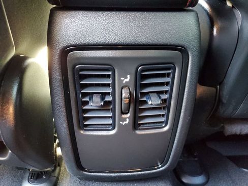 Used 2025 Dodge Durango GT AWD/4WD image 14