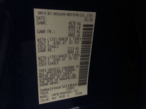 Used 2016 Nissan Titan SL image 28