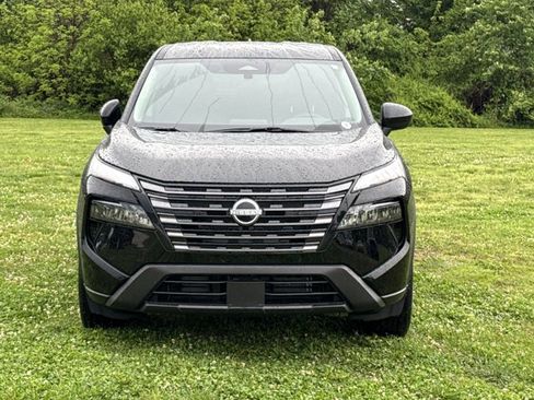 New 2026 Nissan Rogue SV w/ Cold Weather Package AWD/4WD image 13