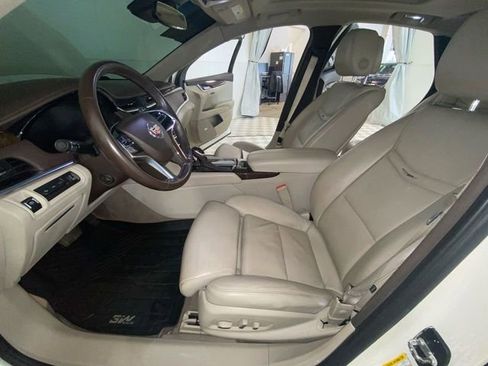 Used 2014 Cadillac XTS Premium w/ Driver Assist Package FWD image 24