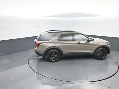 New 2026 Ford Explorer Tremor w/ Tremor Ultimate Package AWD/4WD image 32