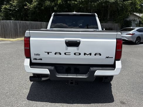 Used 2024 Toyota Tacoma SR5 AWD/4WD image 4