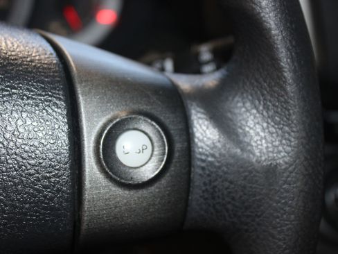 Used 2012 Toyota RAV4 FWD w/ Value Pkg image 11