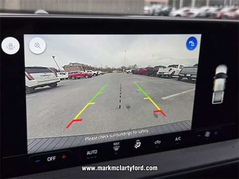 New 2026 Ford Maverick Lobo image 16