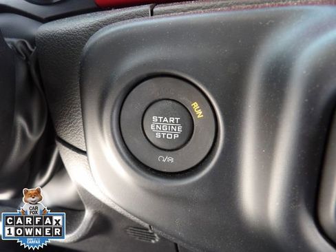 Used 2023 Jeep Gladiator Rubicon w/ Cold Weather Group image 21