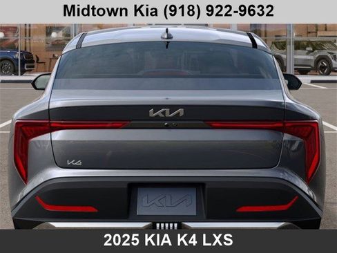 New 2025 Kia K4 LXS image 13