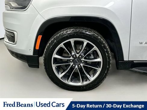 Used 2022 Jeep Wagoneer Series II w/ Premium Group I image 36