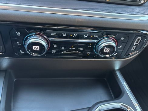 New 2026 GMC Sierra 1500 SLT w/ SLT Premium Plus Package image 11