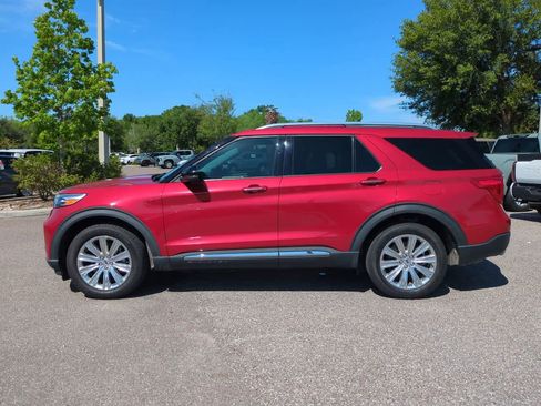 Used 2021 Ford Explorer Limited w/ Hybrid Equipment Group 310A AWD/4WD image 3