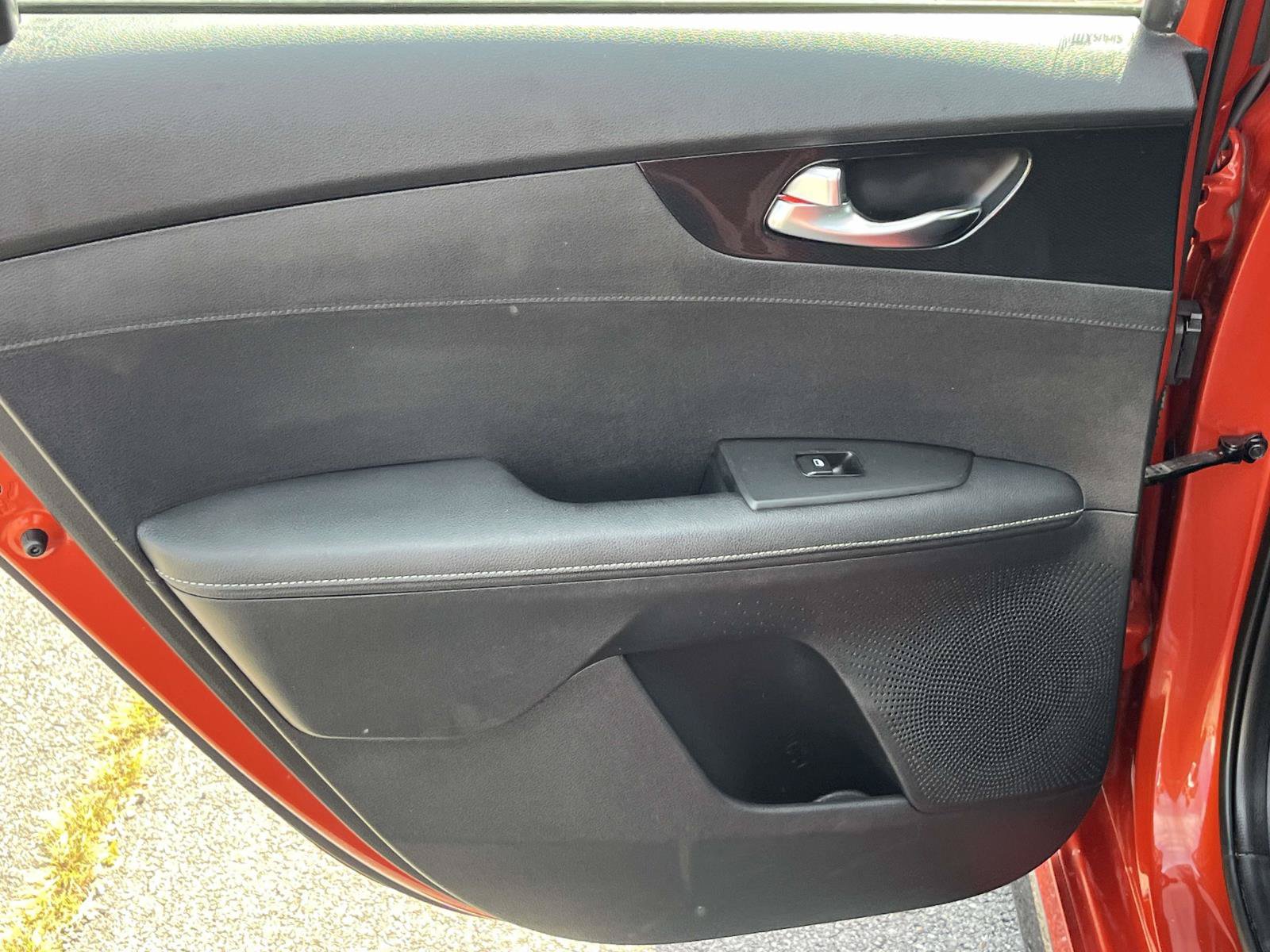 Used 2022 Kia Forte GT-Line w/ GT-Line Technology Package FWD image 17