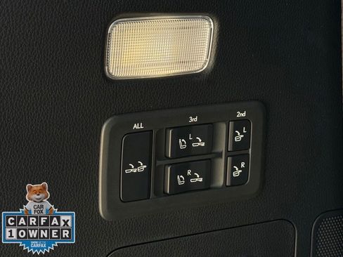 Used 2024 Lexus LX 600 4WD w/ Luxury Package image 30