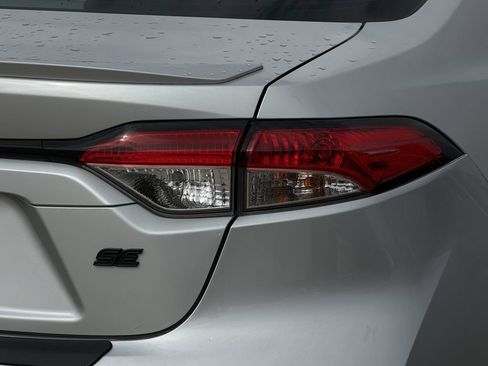 Used 2023 Toyota Corolla SE FWD image 10