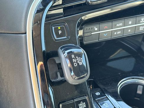 Used 2022 Toyota Mirai image 11