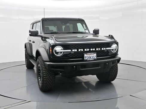 Used 2024 Ford Bronco Wildtrak image 65