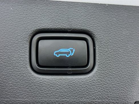 Used 2025 Hyundai Palisade SEL image 32