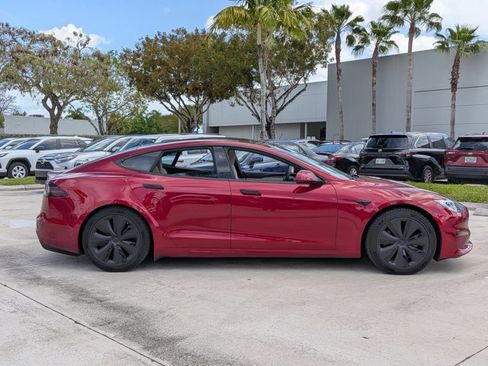 Used 2024 Tesla Model S image 2