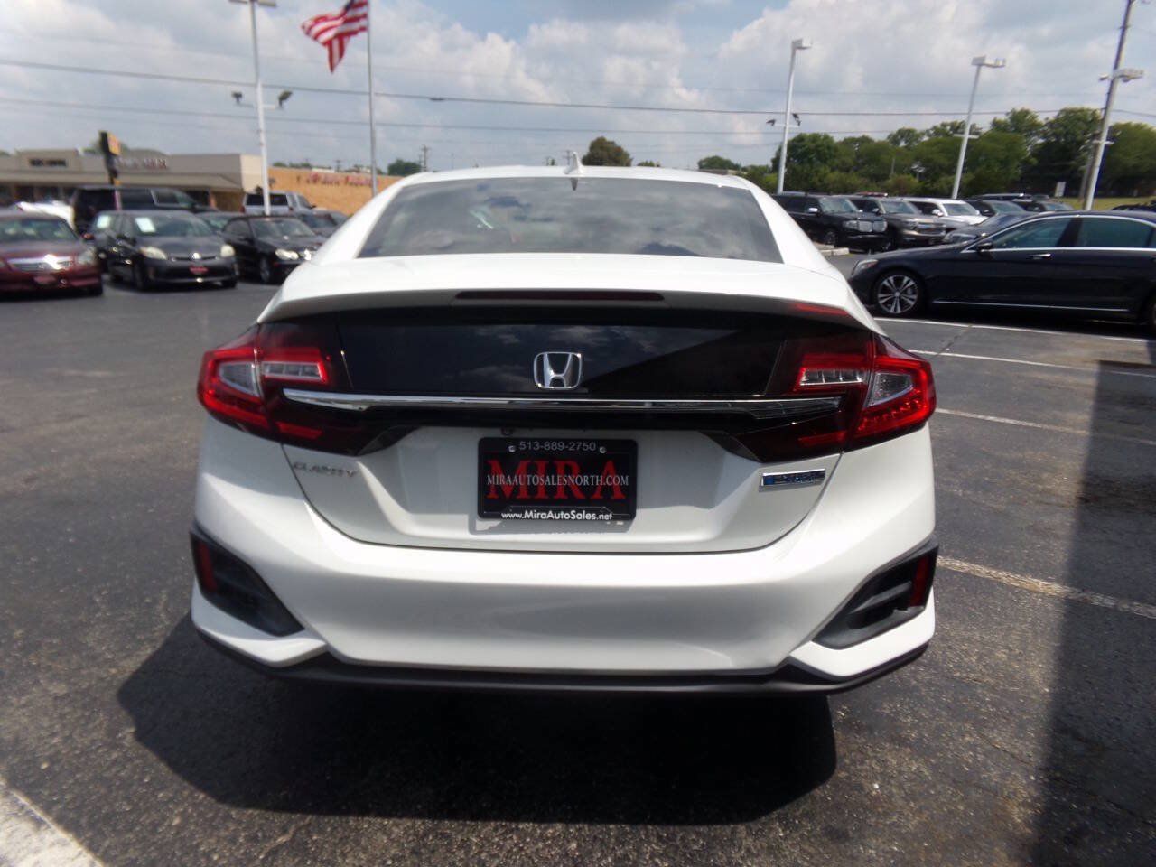 Used 2018 Honda Clarity Plug-In Hybrid image 3