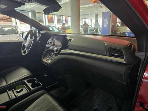 Used 2023 Honda Odyssey Sport image 13