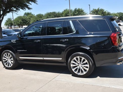 Used 2023 GMC Yukon Denali w/ LPO, Floor Liner Package AWD/4WD image 11