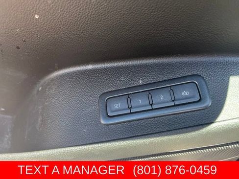 Used 2019 GMC Yukon Denali AWD/4WD image 17