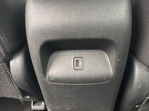 Used 2023 Nissan Sentra SV FWD image 16