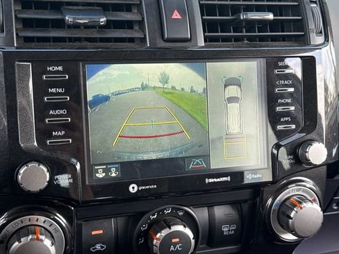 Used 2024 Toyota 4Runner TRD Off-Road Premium w/ Off Road Premium Plus Package AWD/4WD image 30