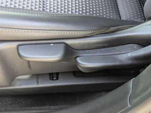 Used 2024 Chevrolet Trax LT w/ Driver Confidence Package image 19